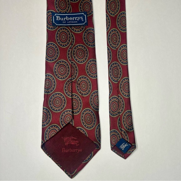 Vintage BURBERRY OF LONDON Red Geometric Patterned Classic Silk Tie, 3.5” - Picture 4 of 7